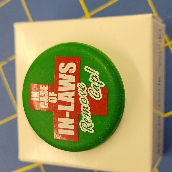 Capabunga - Capabubbles  Reseal Your Wine Bottle - Picture 1 of 1